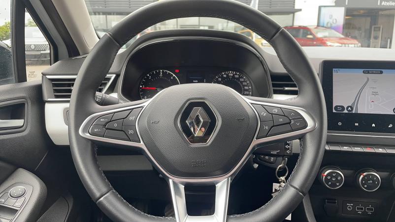 Vente en ligne Renault Clio 5 CLIO SOCIETE BLUE DCI 100 au prix de 14 991 €
