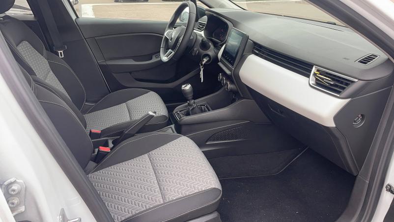 Vente en ligne Renault Clio 5 CLIO SOCIETE BLUE DCI 100 au prix de 14 991 €