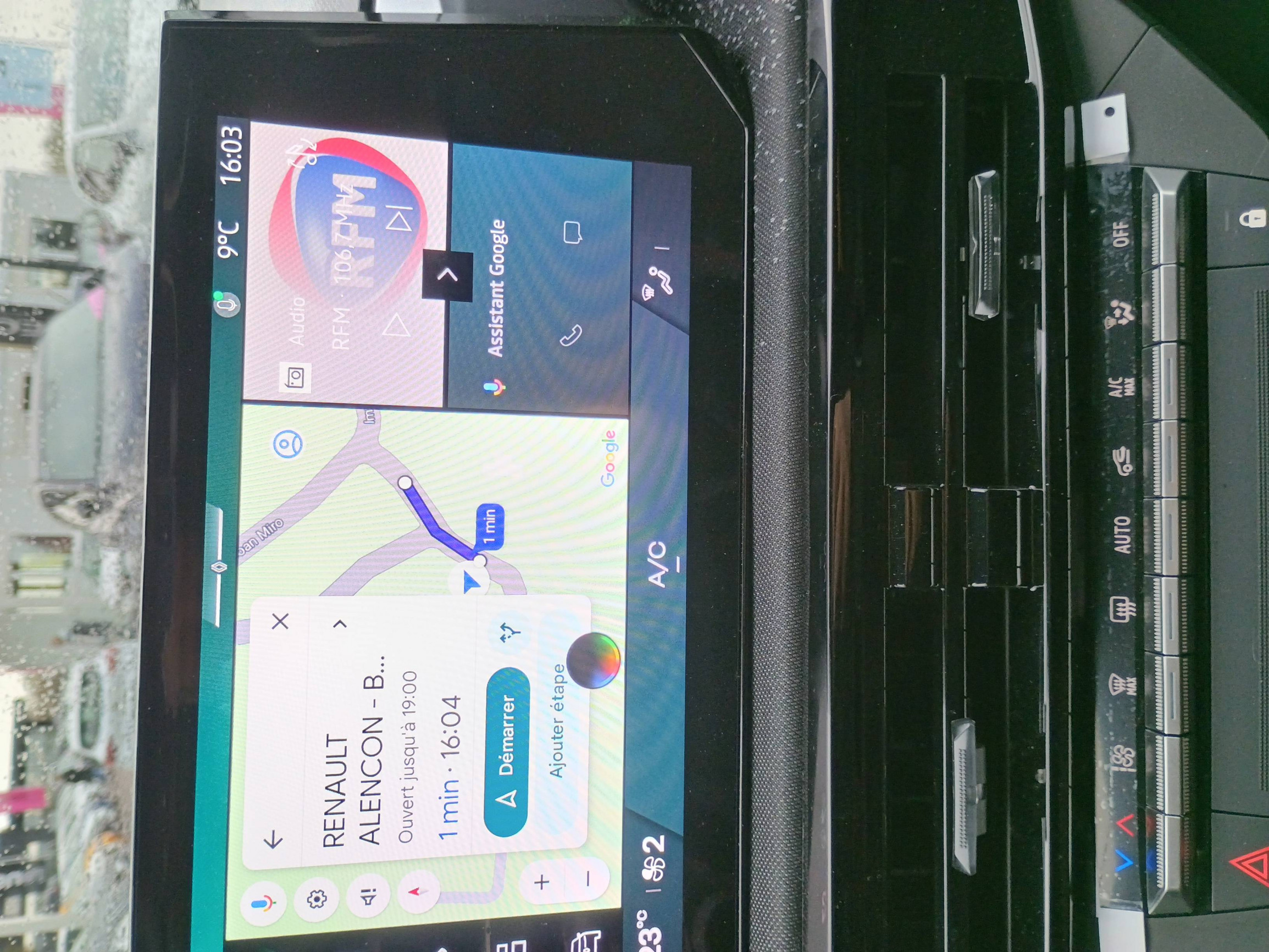 Vente en ligne Renault Clio 6 Clio E-Tech full hybrid 160 ch au prix de 27 000 €