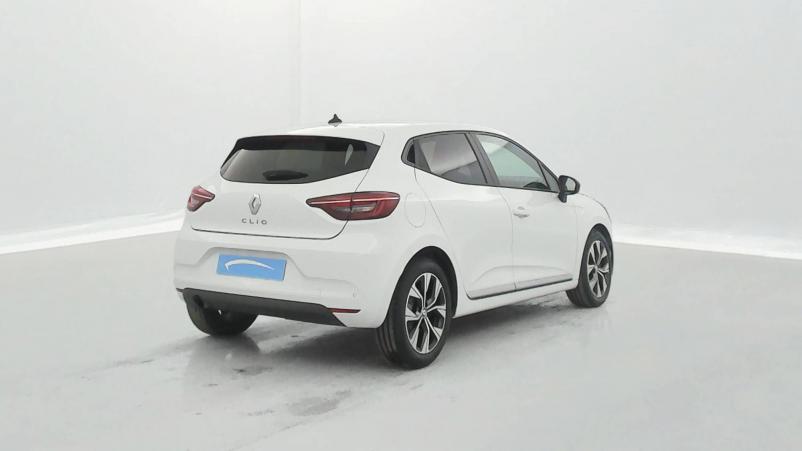 Vente en ligne Renault Clio 5 CLIO SOCIETE BLUE DCI 100 au prix de 12 990 €