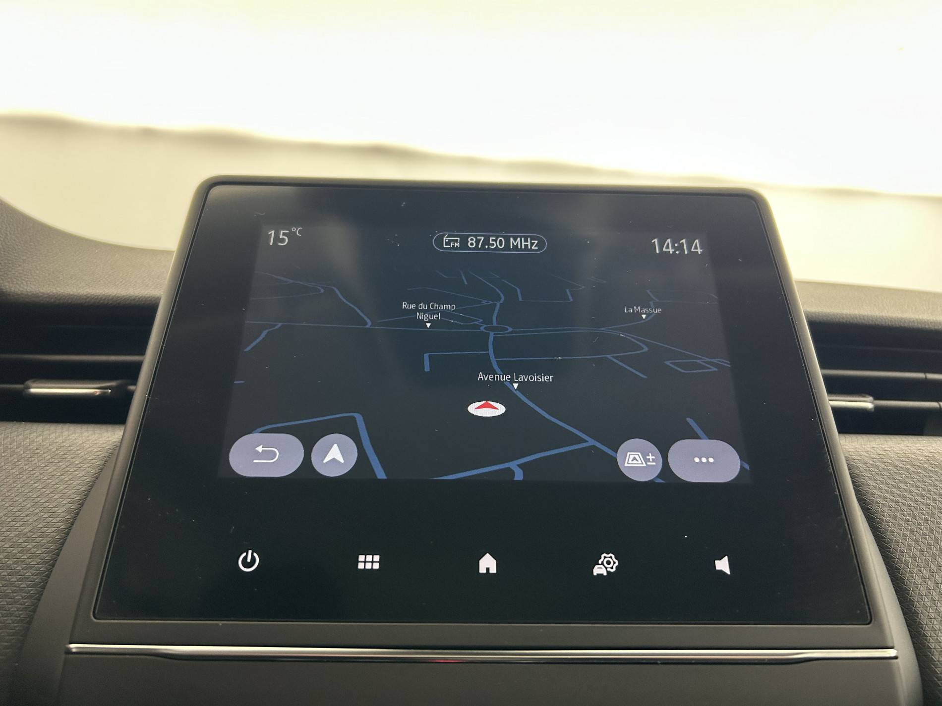 Vente en ligne Renault Clio 5 Clio TCe 90 - 21 au prix de 12 491 €