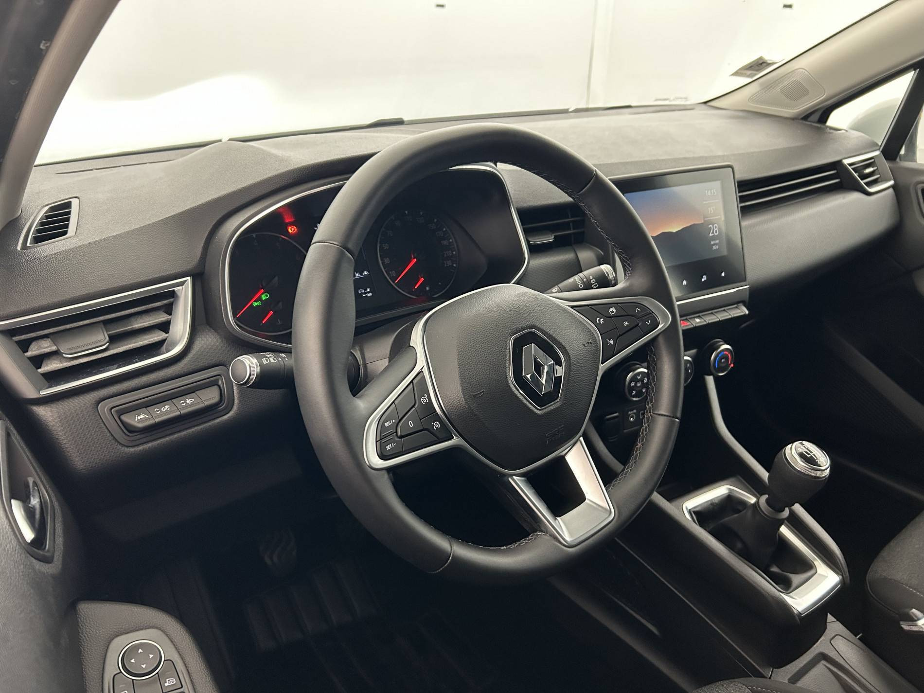 Vente en ligne Renault Clio 5 Clio TCe 90 - 21 au prix de 12 491 €