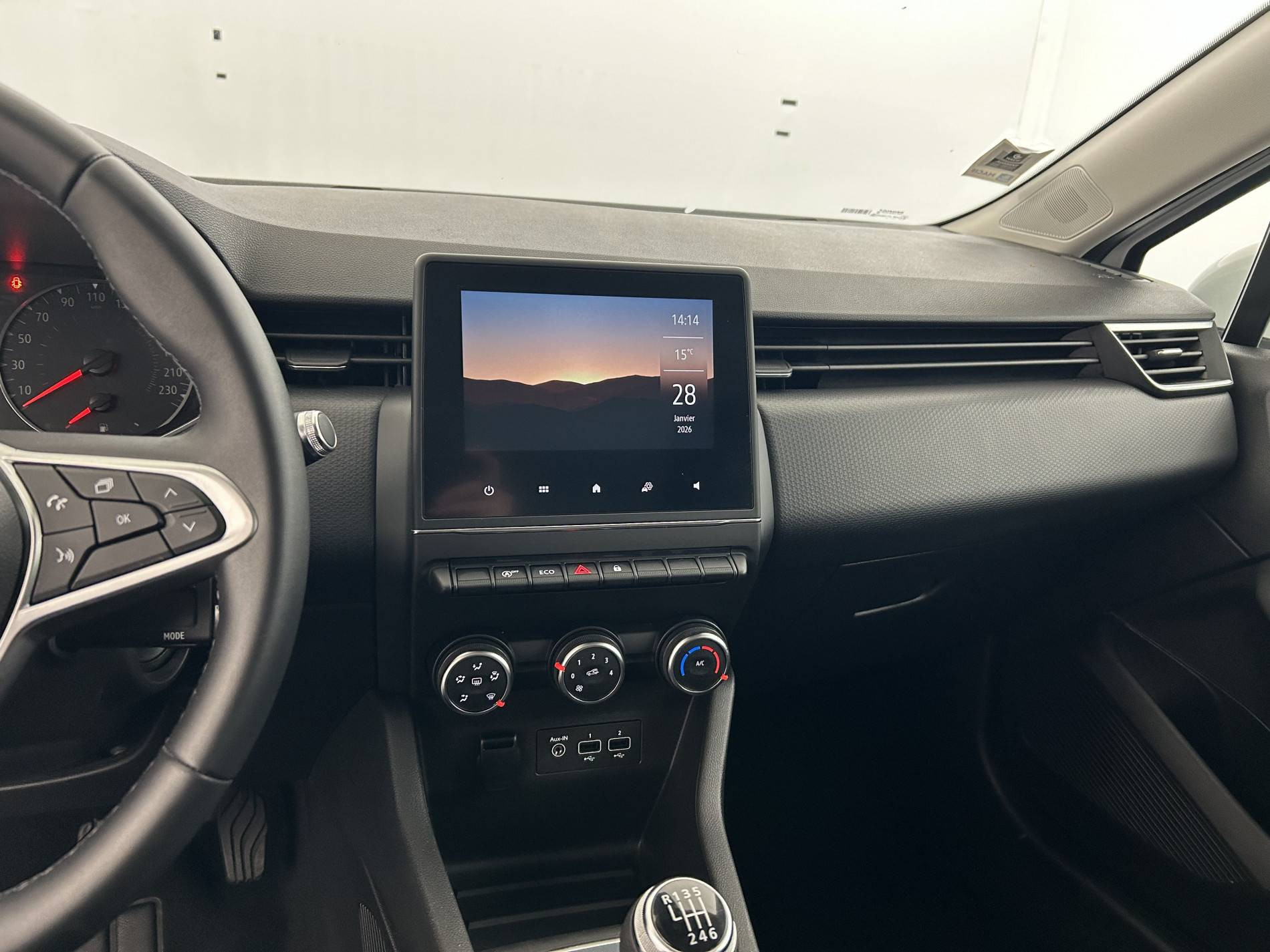 Vente en ligne Renault Clio 5 Clio TCe 90 - 21 au prix de 12 491 €