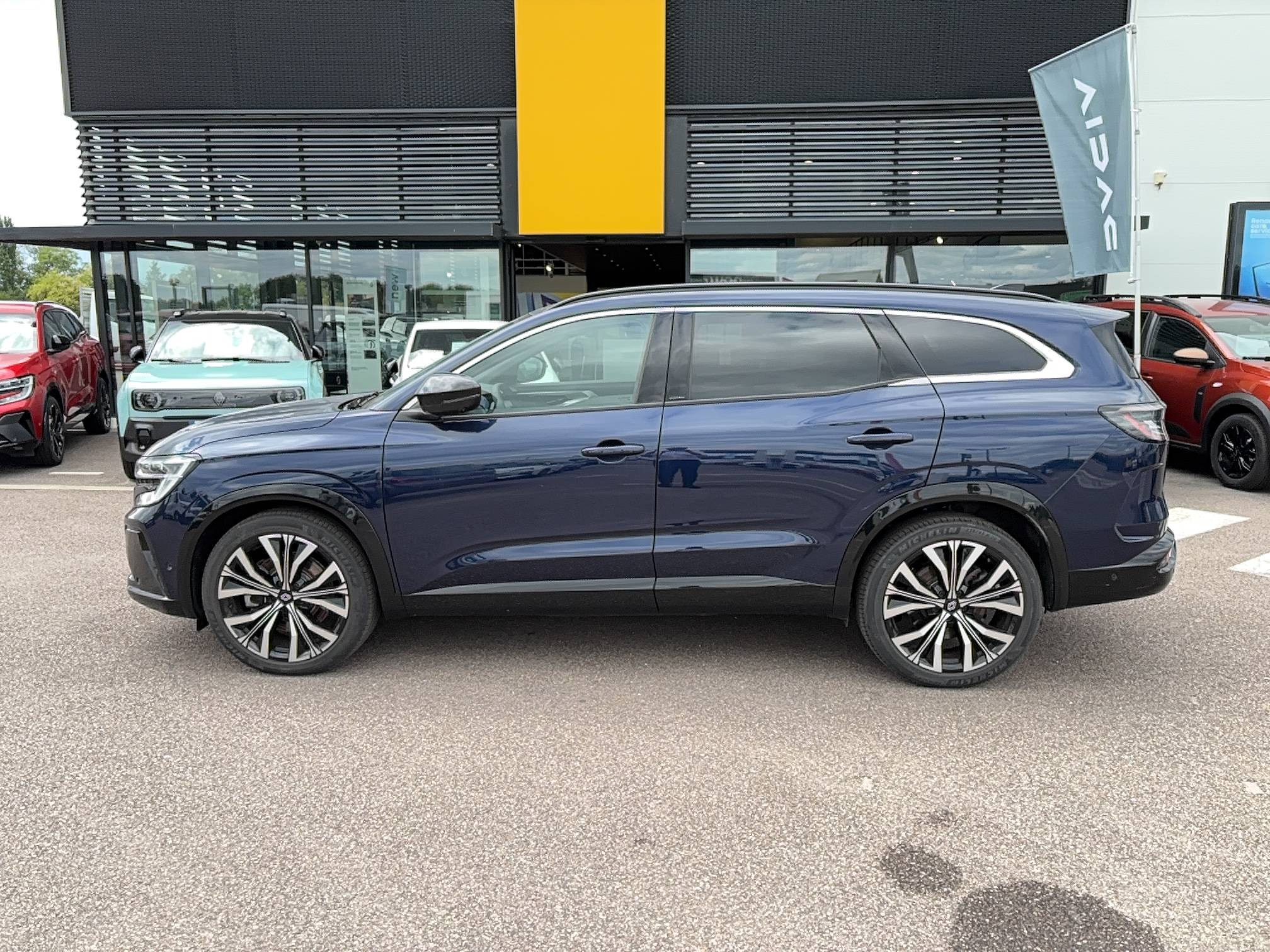 Vente en ligne Renault Espace Espace E-Tech full hybrid 200 GSR2 au prix de 35 491 €