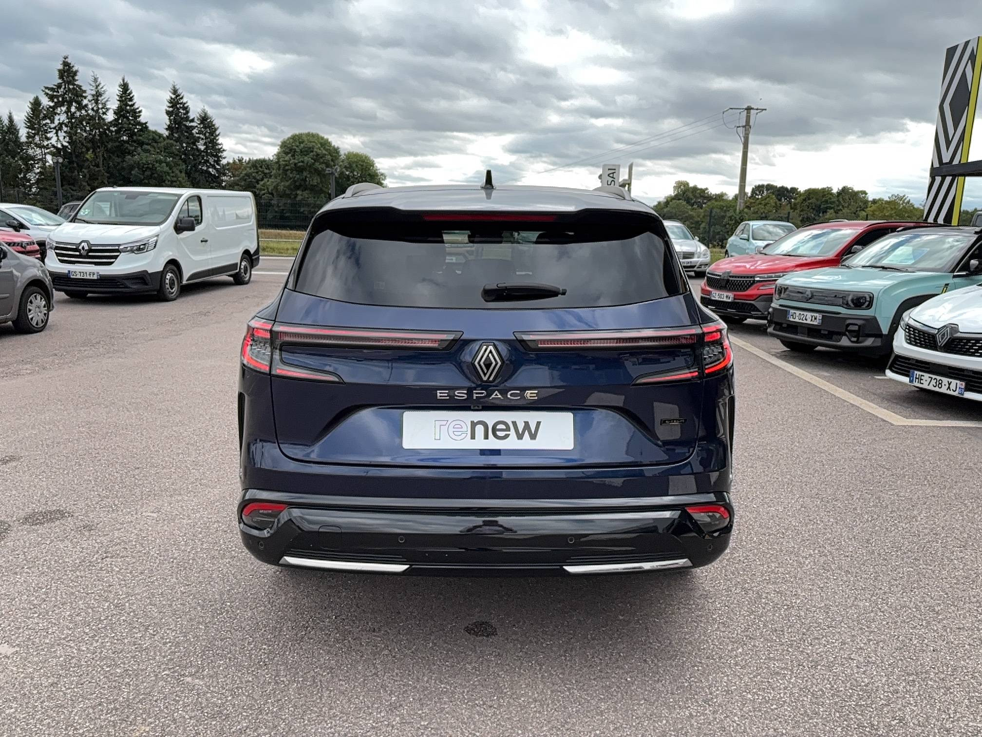 Vente en ligne Renault Espace Espace E-Tech full hybrid 200 GSR2 au prix de 35 491 €