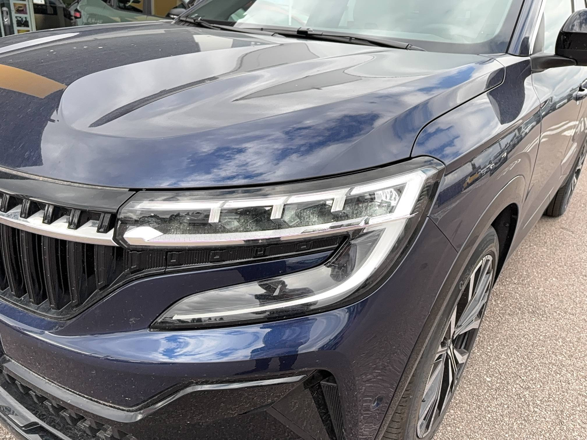 Vente en ligne Renault Espace Espace E-Tech full hybrid 200 GSR2 au prix de 35 491 €