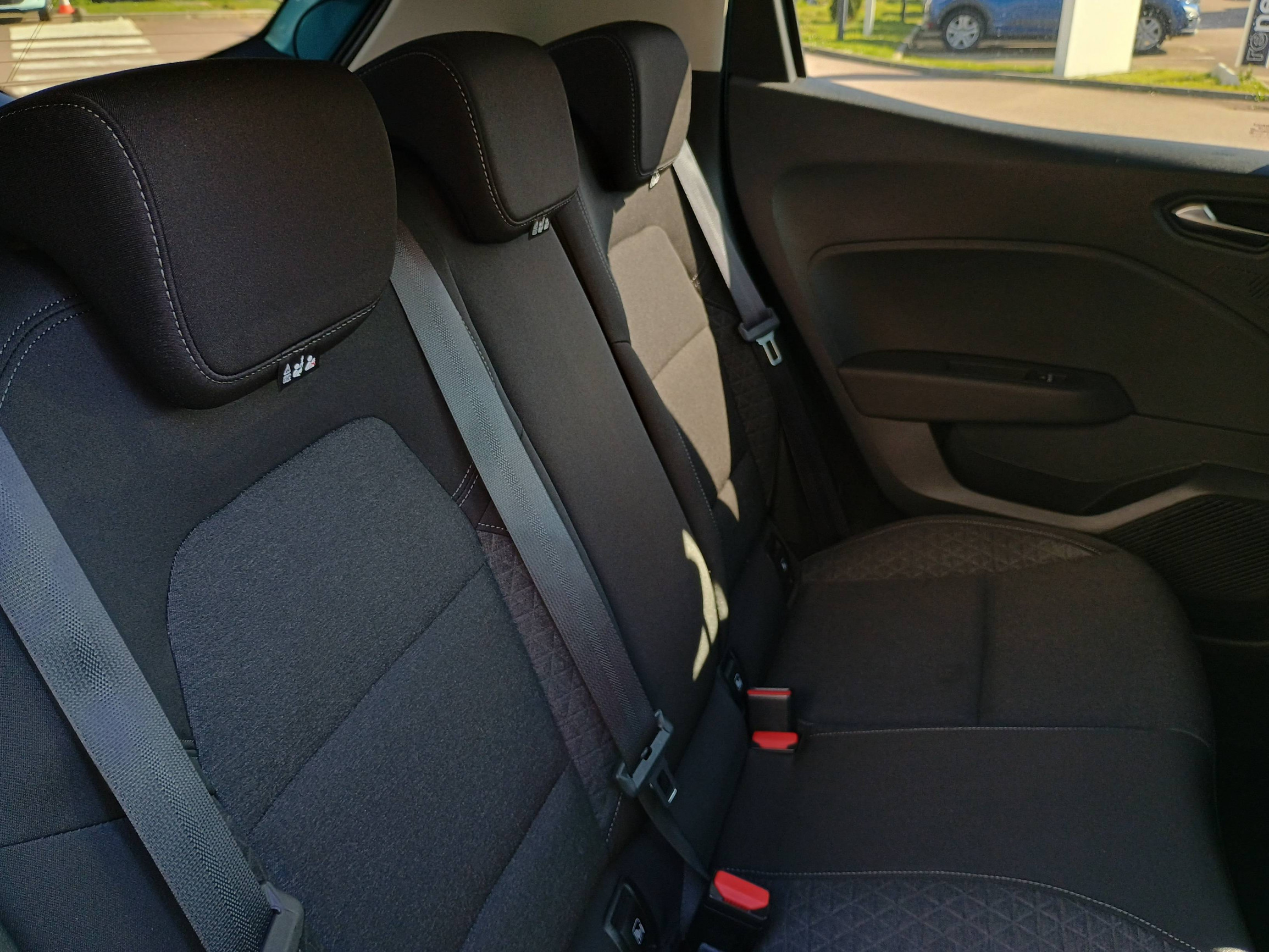 Vente en ligne Renault Clio 5 Clio SCe 65 au prix de 12 390 €