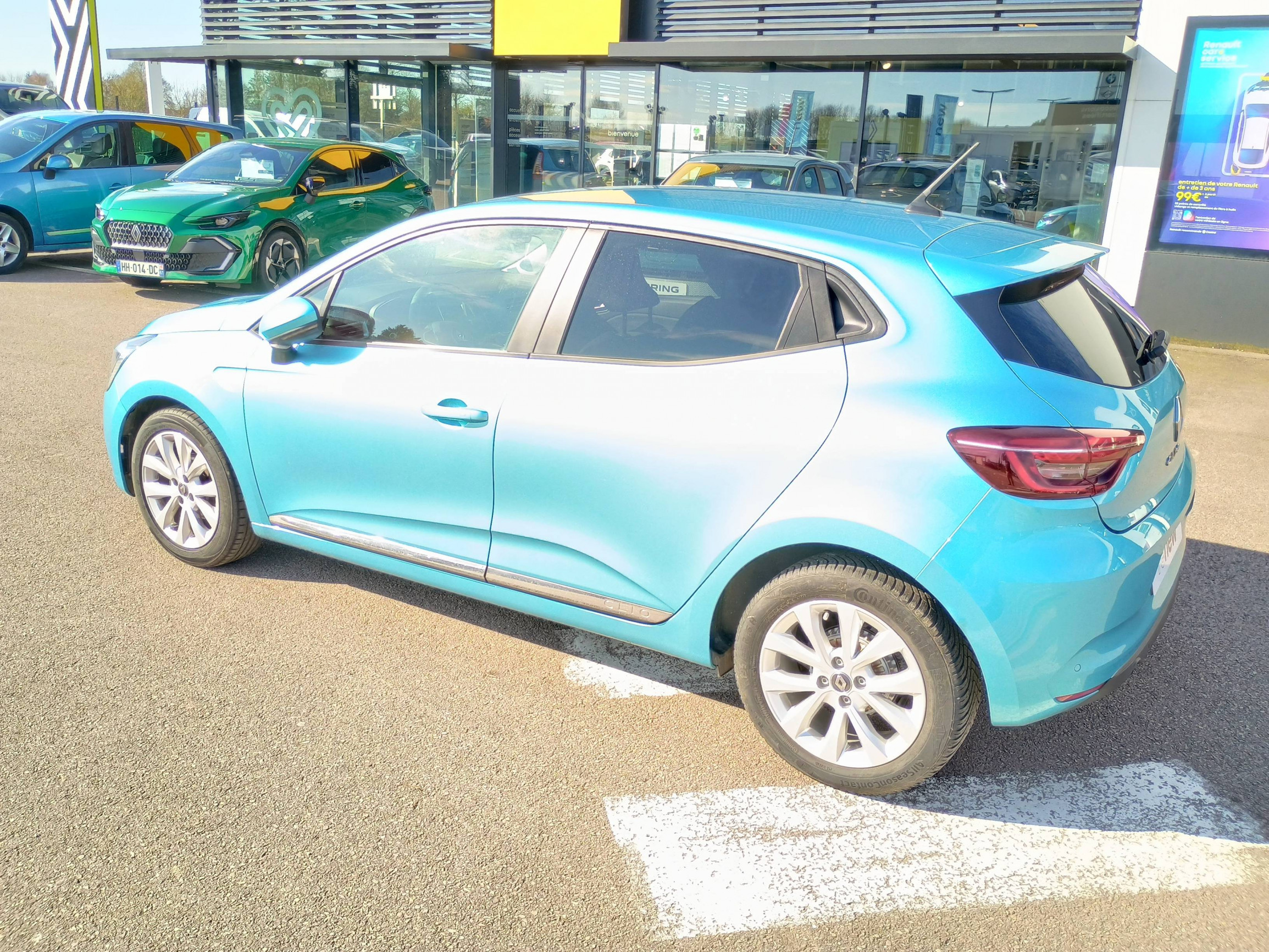 Vente en ligne Renault Clio 5 Clio SCe 65 au prix de 12 390 €