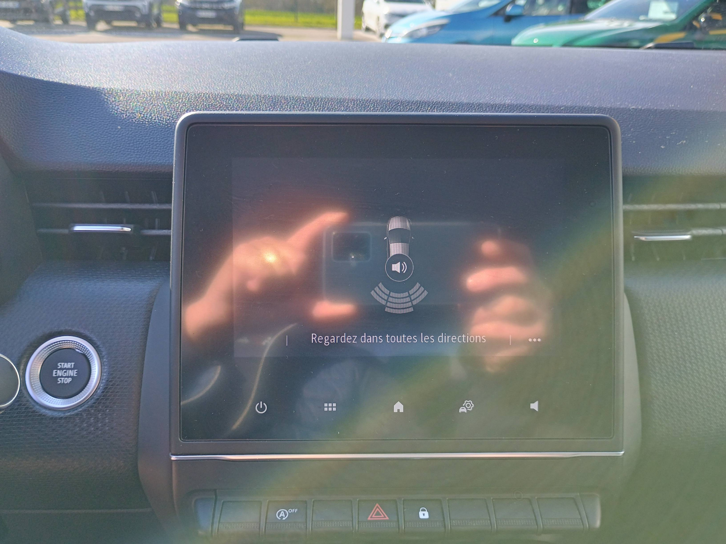 Vente en ligne Renault Clio 5 Clio SCe 65 au prix de 12 390 €