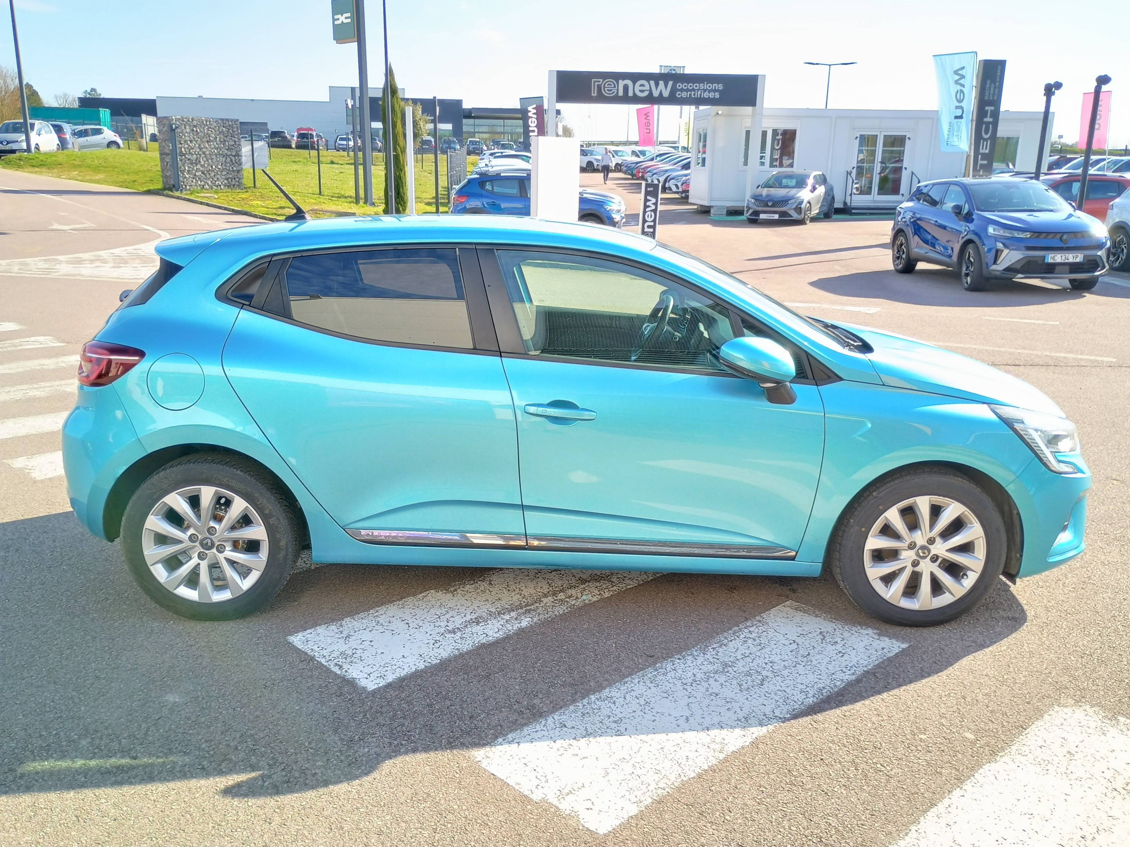 Vente en ligne Renault Clio 5 Clio SCe 65 au prix de 12 390 €