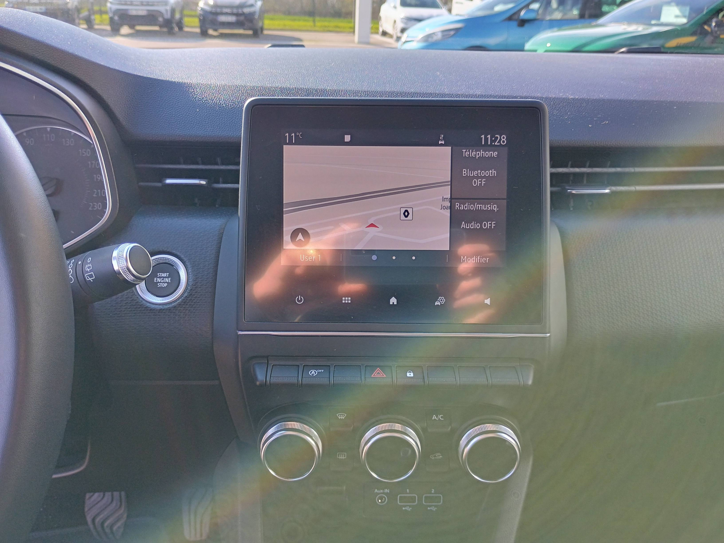 Vente en ligne Renault Clio 5 Clio SCe 65 au prix de 12 390 €