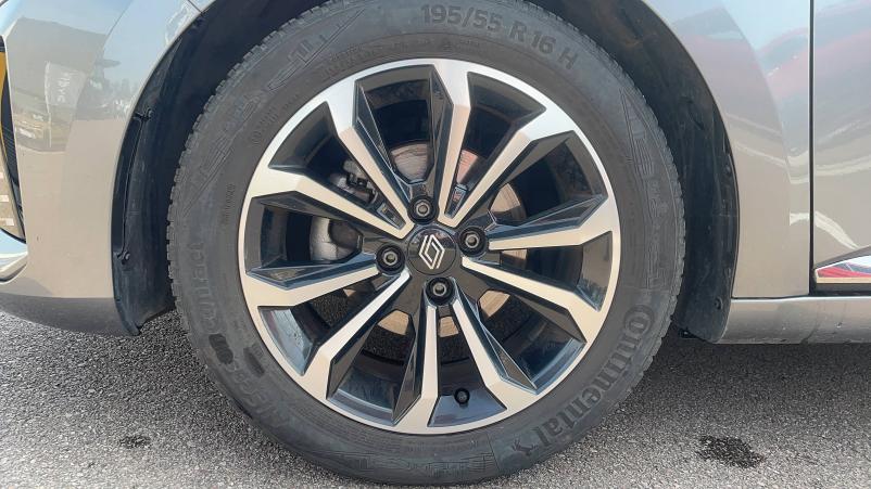 Vente en ligne Renault Clio 5 Clio TCe 90 au prix de 16 791 €