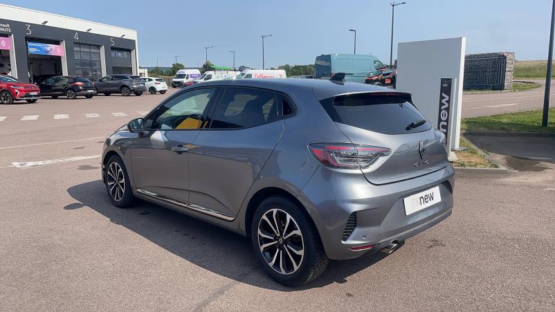 Vente en ligne Renault Clio 5 Clio TCe 90 au prix de 16 791 €