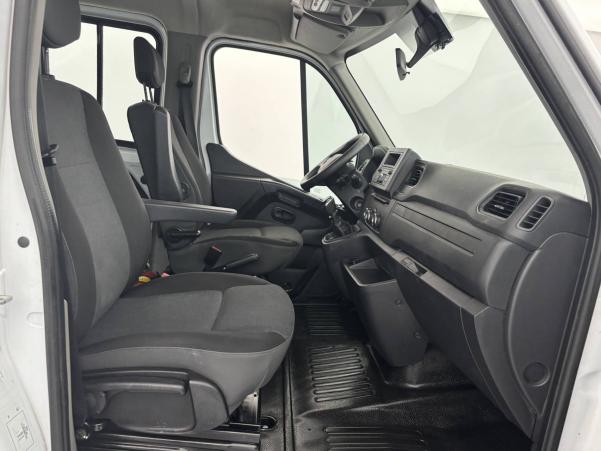 Vente en ligne Renault Master 3 Châssis Cabine MASTER CDC PROP RJ3500 L4 DCI 130 au prix de 27 257 €