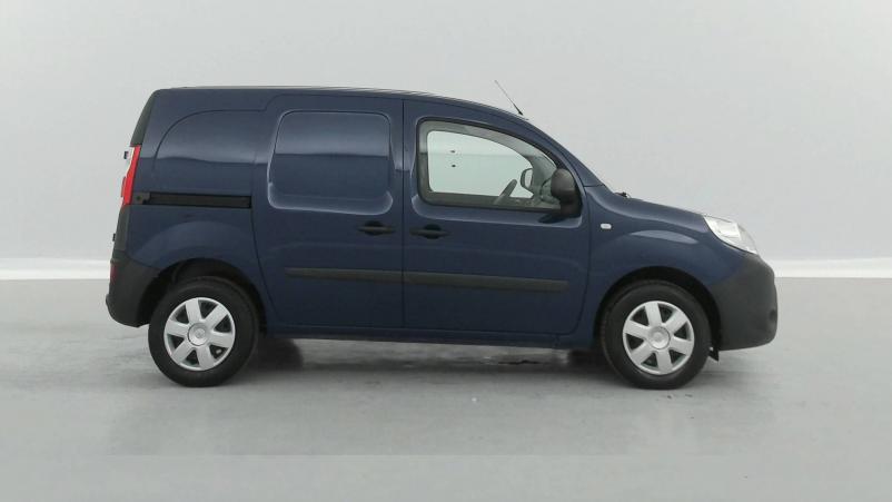 Vente en ligne Renault Kangoo Express  BLUE DCI 95 au prix de 12 972 €