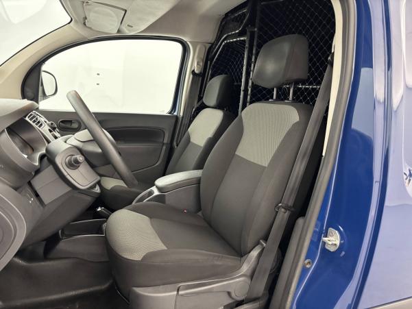 Vente en ligne Renault Kangoo Express  BLUE DCI 95 au prix de 12 972 €