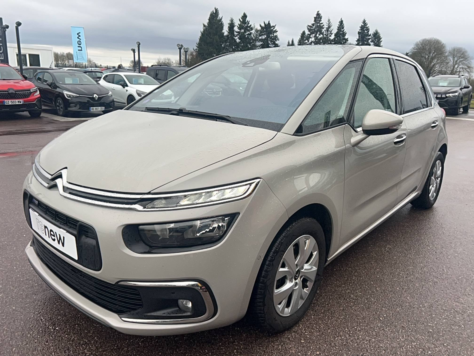 Vente en ligne Citroën C4 Picasso  PureTech 130 S&S au prix de 10 491 €