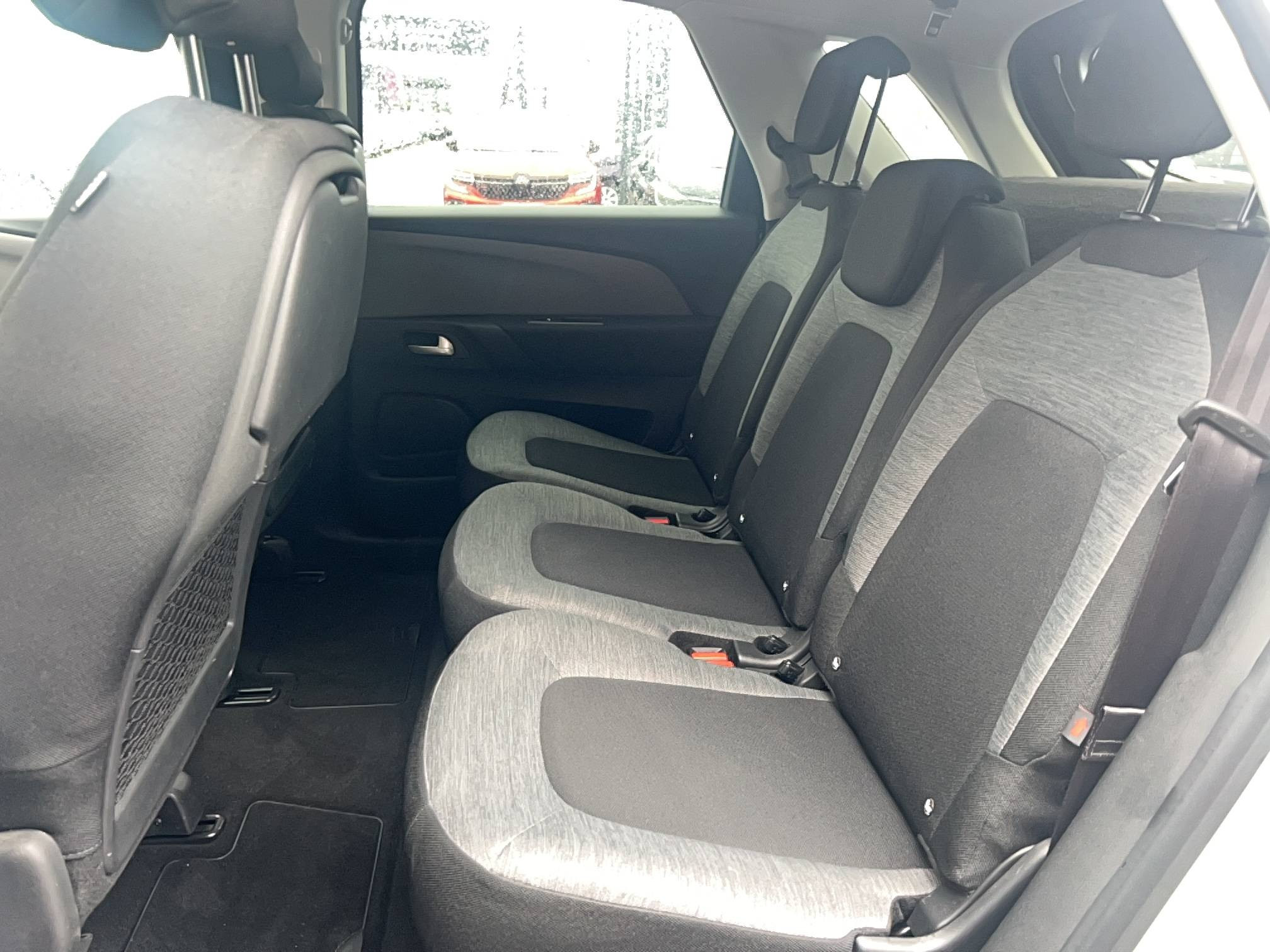 Vente en ligne Citroën C4 Picasso  PureTech 130 S&S au prix de 10 491 €