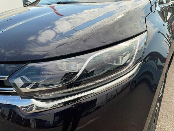 Vente en ligne Renault Espace 5 Espace dCi 160 Energy Twin Turbo au prix de 17 941 €