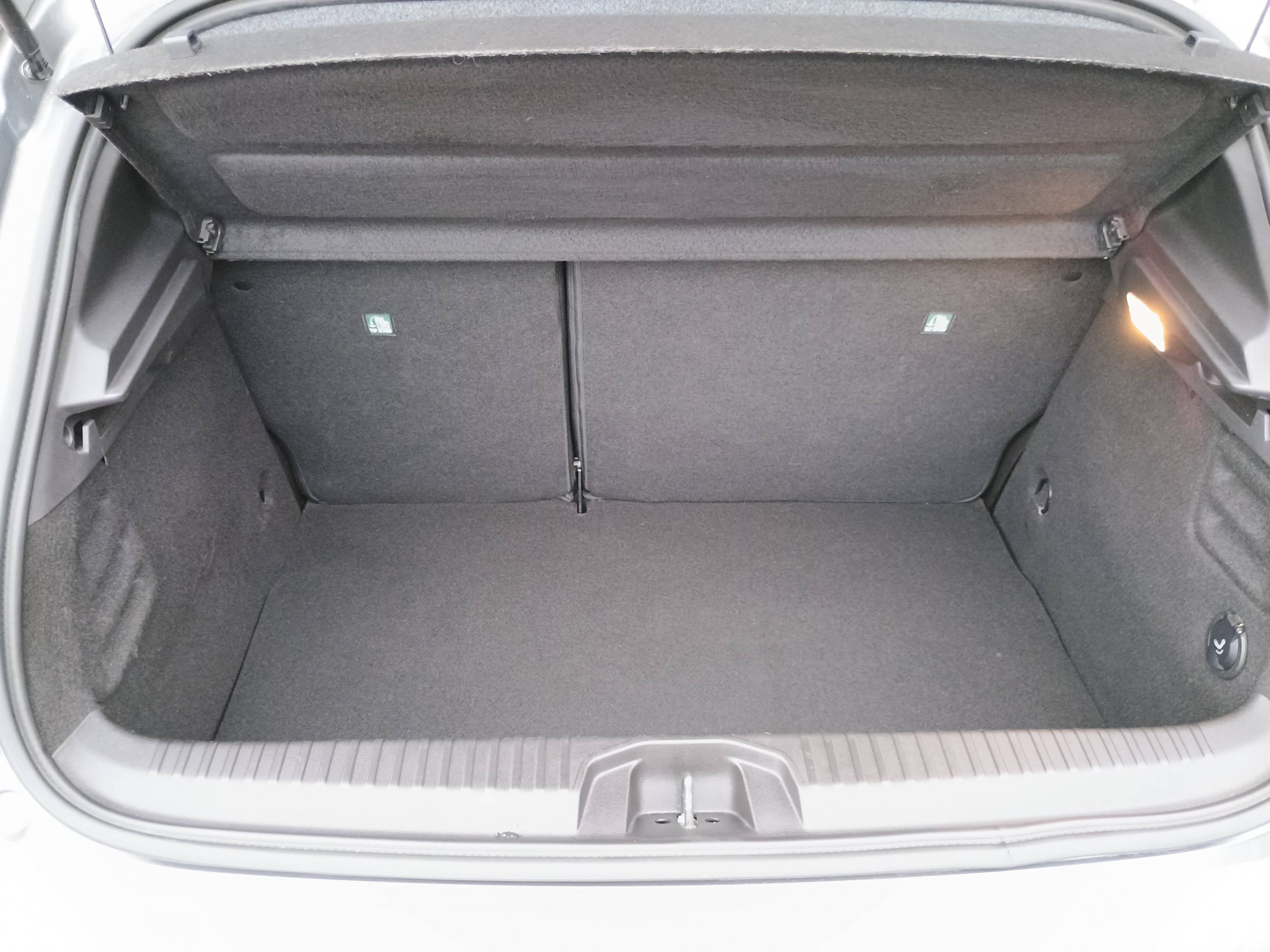 Vente en ligne Renault Clio 5 Clio E-Tech hybride 145 au prix de 20 491 €