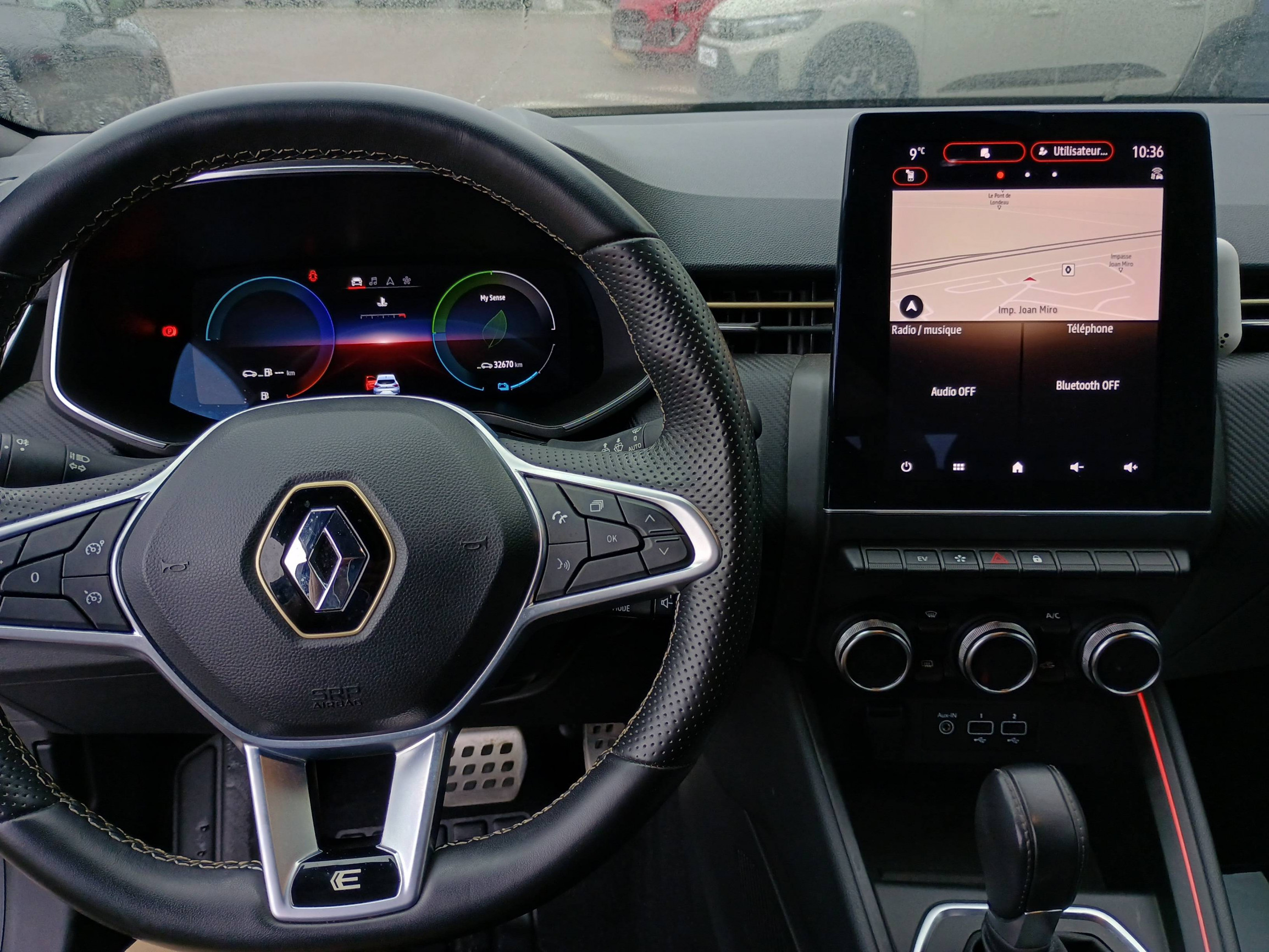 Vente en ligne Renault Clio 5 Clio E-Tech hybride 145 au prix de 20 491 €