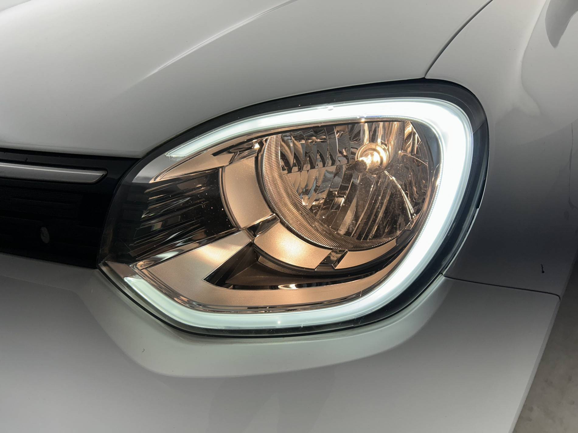 Vente en ligne Renault Twingo 3  SCe 65 - 21 au prix de 9 712 €