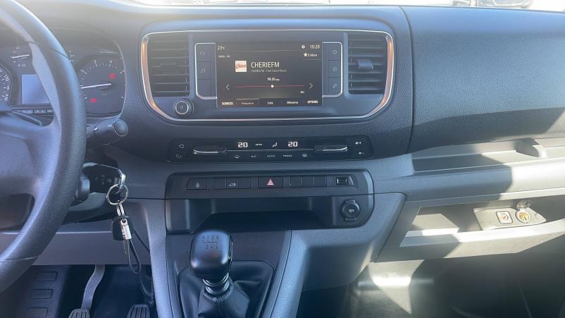 Vente en ligne Opel Vivaro VIVARO FGN L2 1.5 DIESEL 120 CH au prix de 19 797 €