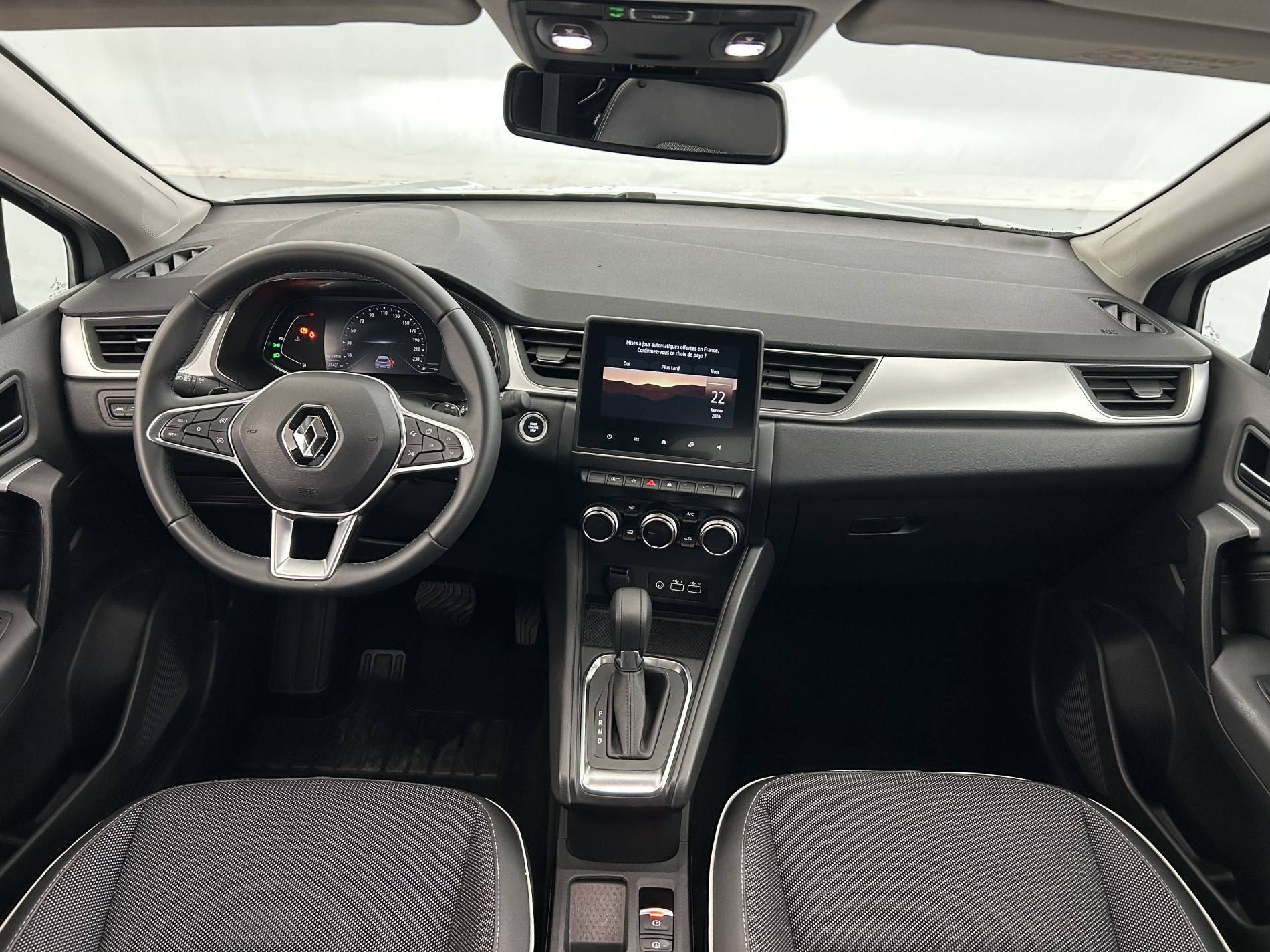 Vente en ligne Renault Captur  mild hybrid 160 EDC au prix de 22 991 €