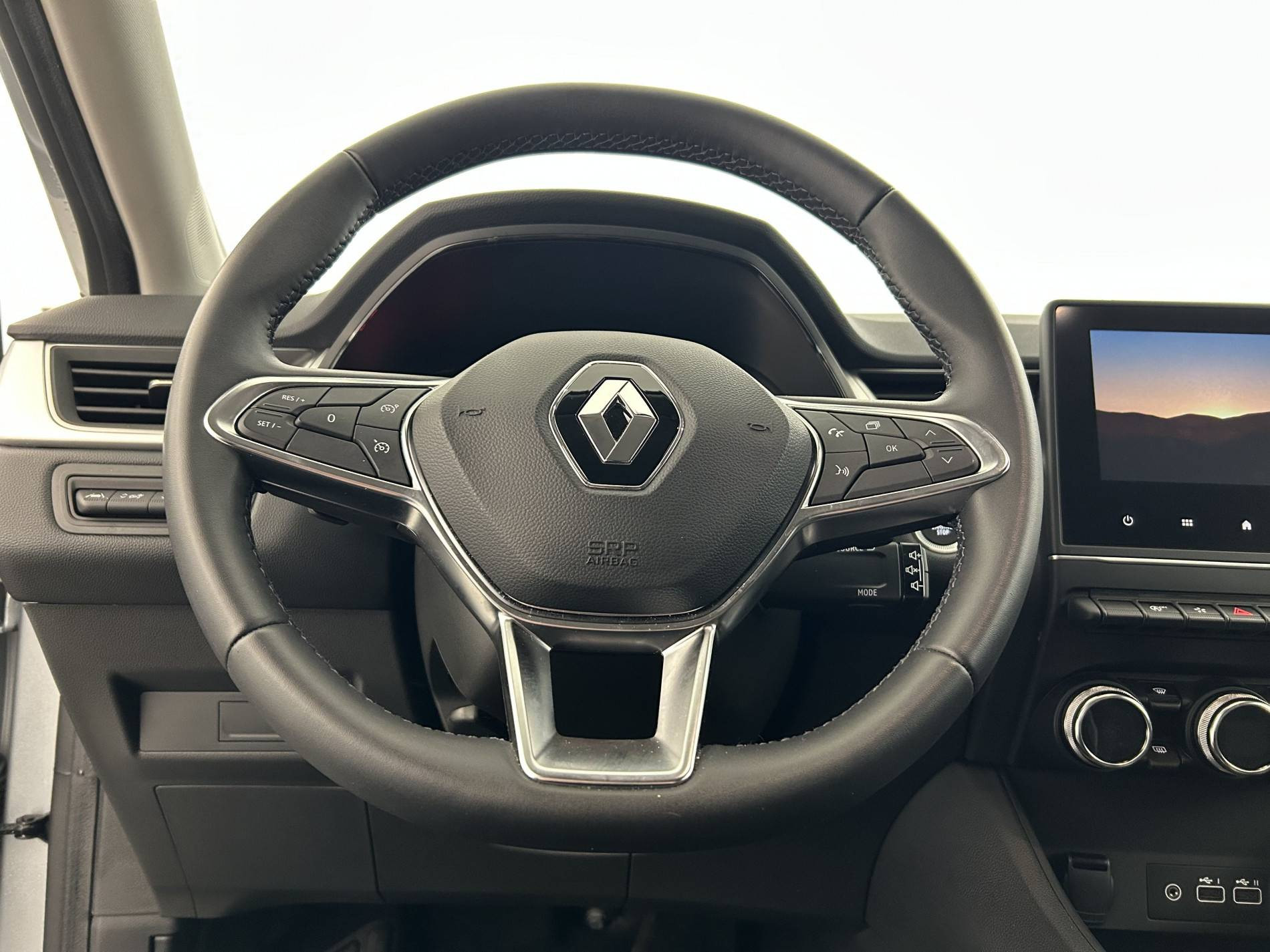 Vente en ligne Renault Captur  mild hybrid 160 EDC au prix de 22 991 €