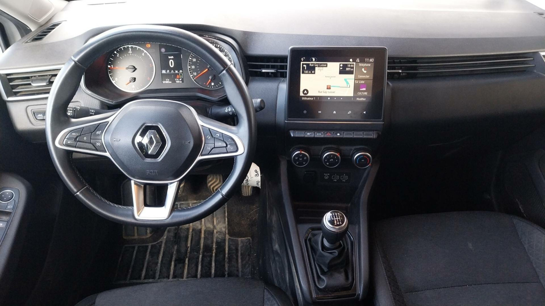 Vente en ligne Renault Clio 5 CLIO SOCIETE BLUE DCI 100 - 21N au prix de 10 991 €