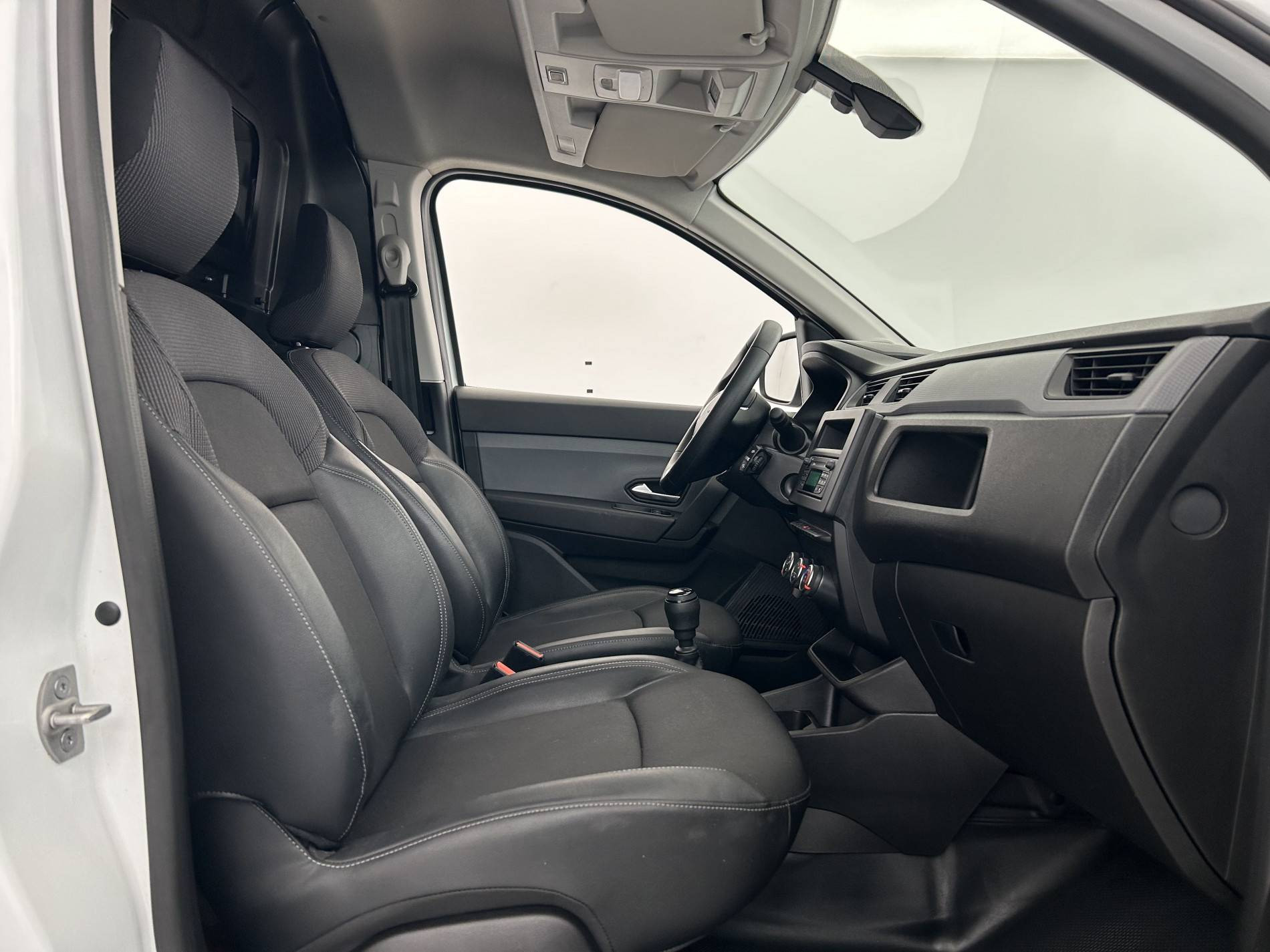 Vente en ligne Renault Express Van  BLUE DCI 95 - 22 au prix de 14 491 €