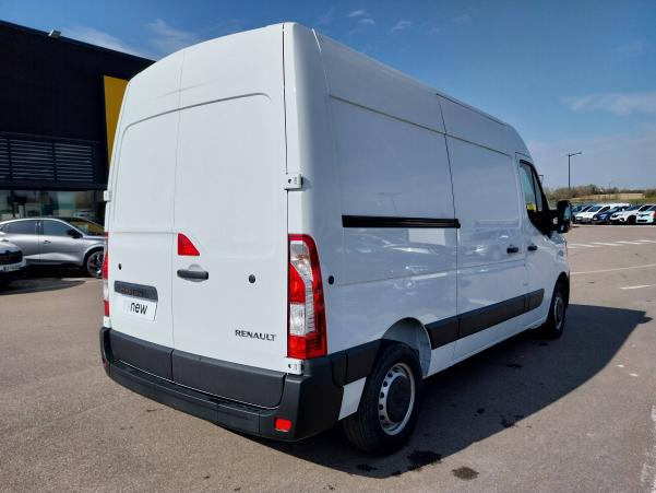 Vente en ligne Renault Master Fourgon MASTER FGN TRAC F3300 L2H2 BLUE DCI 135 au prix de 31 499 €