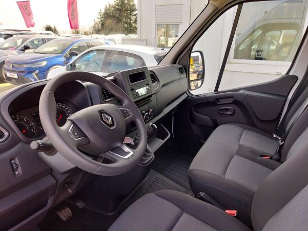 Vente en ligne Renault Master Fourgon MASTER FGN TRAC F3300 L2H2 BLUE DCI 135 au prix de 31 499 €