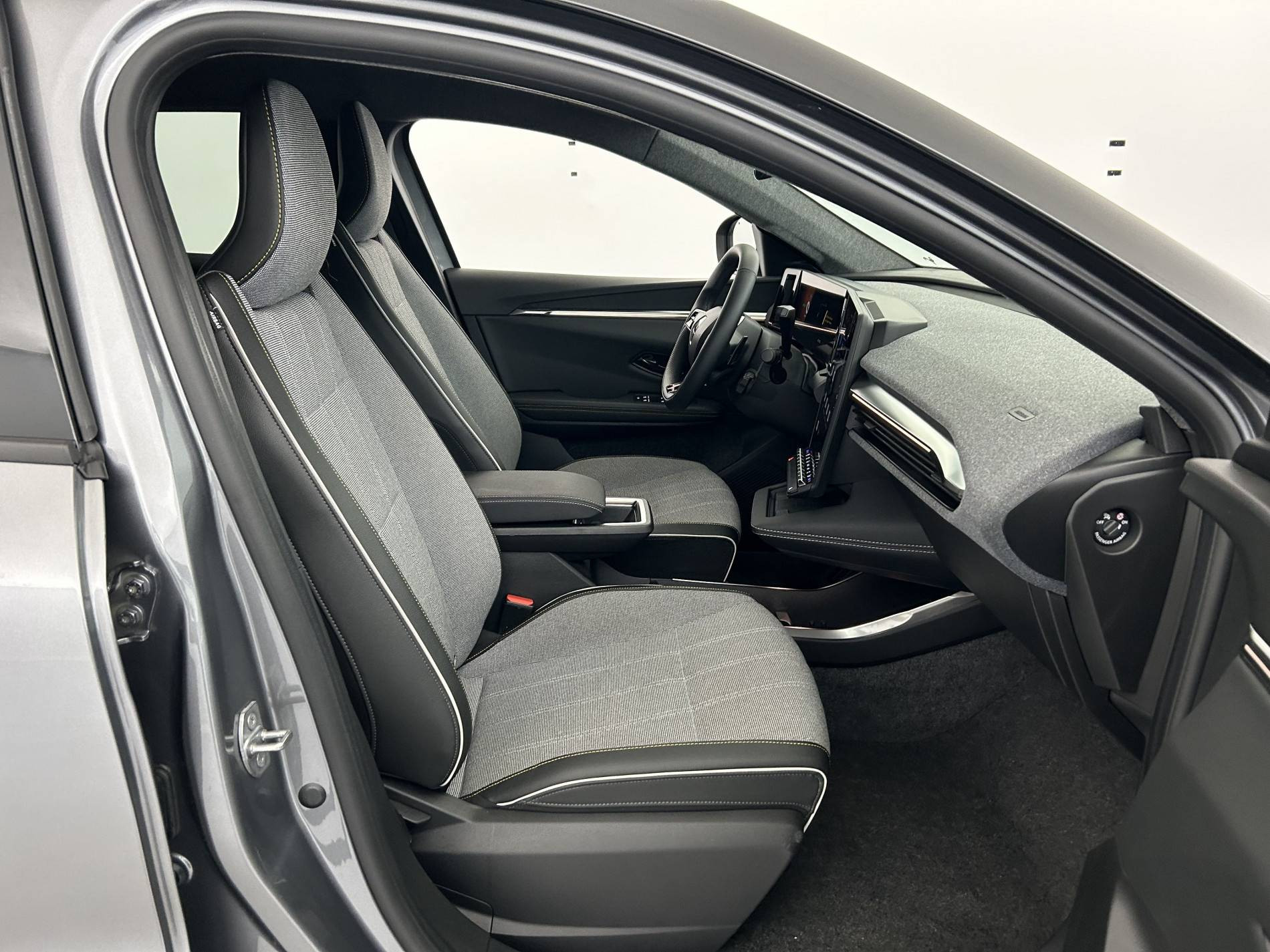 Vente en ligne Renault Scenic E-Tech  220 ch grande autonomie au prix de 36 991 €