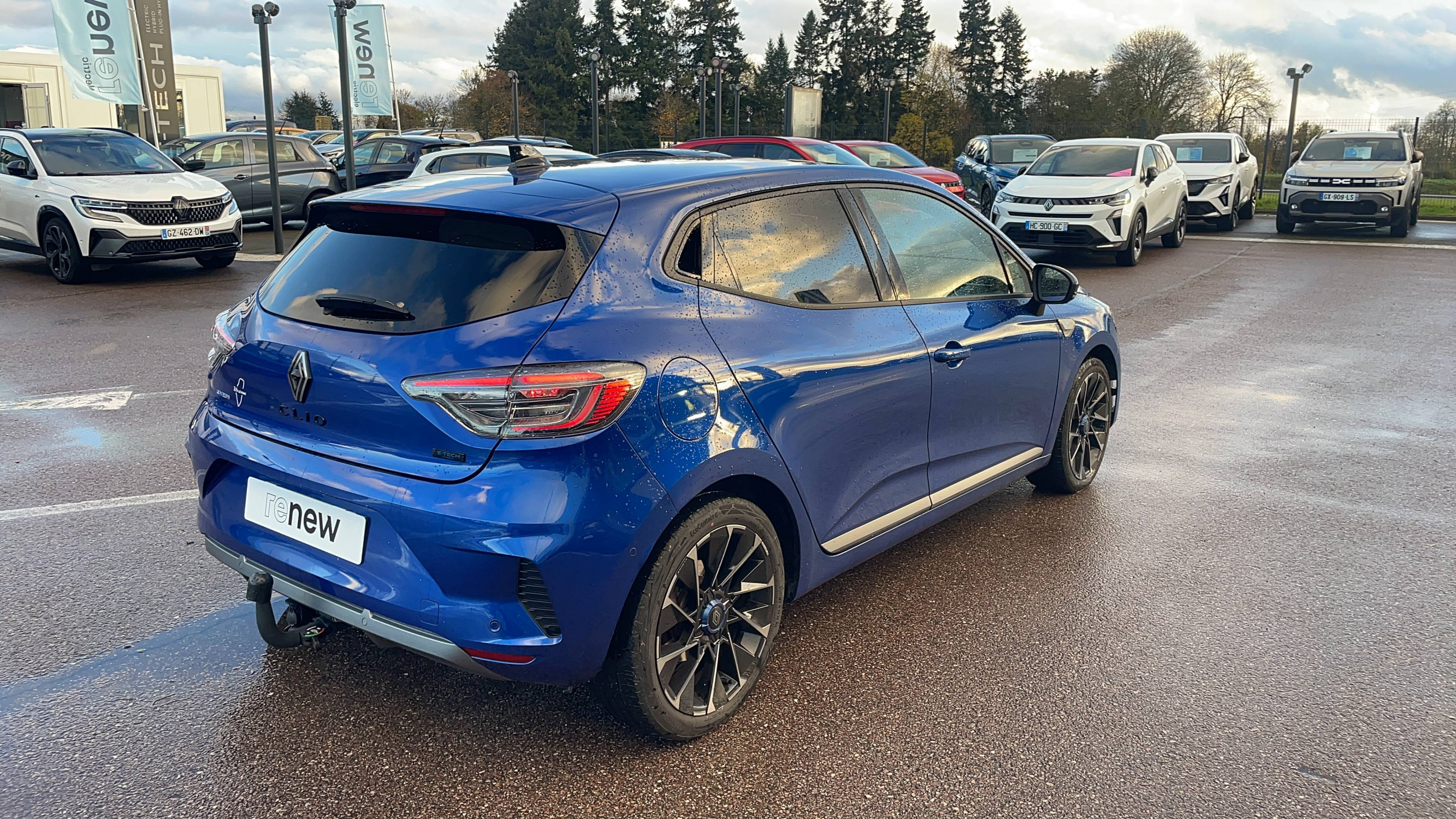 Vente en ligne Renault Clio 5 Clio E-Tech full hybrid 145 au prix de 21 991 €