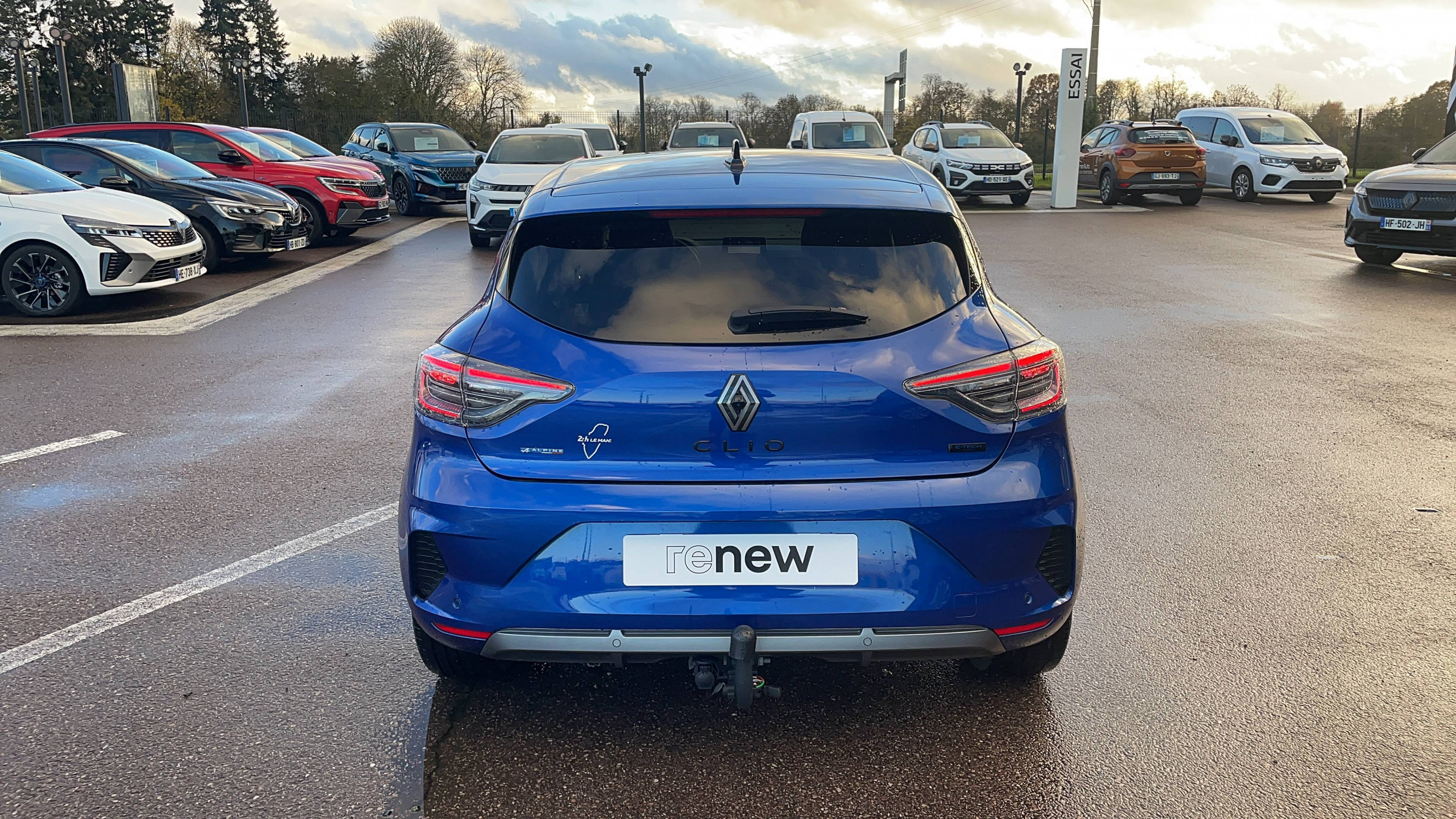 Vente en ligne Renault Clio 5 Clio E-Tech full hybrid 145 au prix de 21 991 €