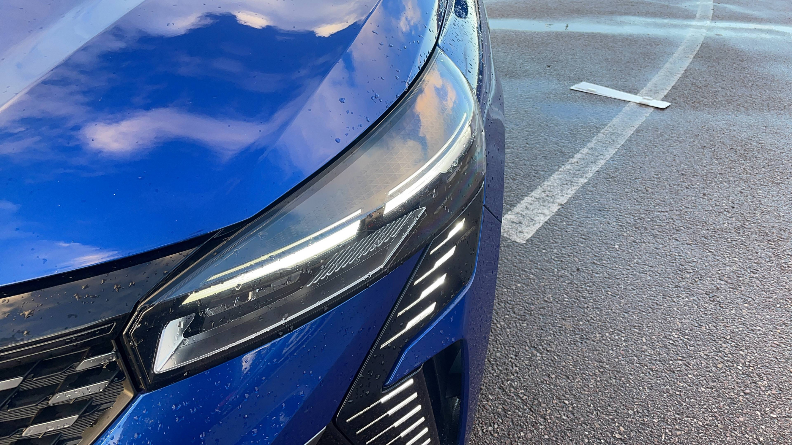 Vente en ligne Renault Clio 5 Clio E-Tech full hybrid 145 au prix de 21 991 €