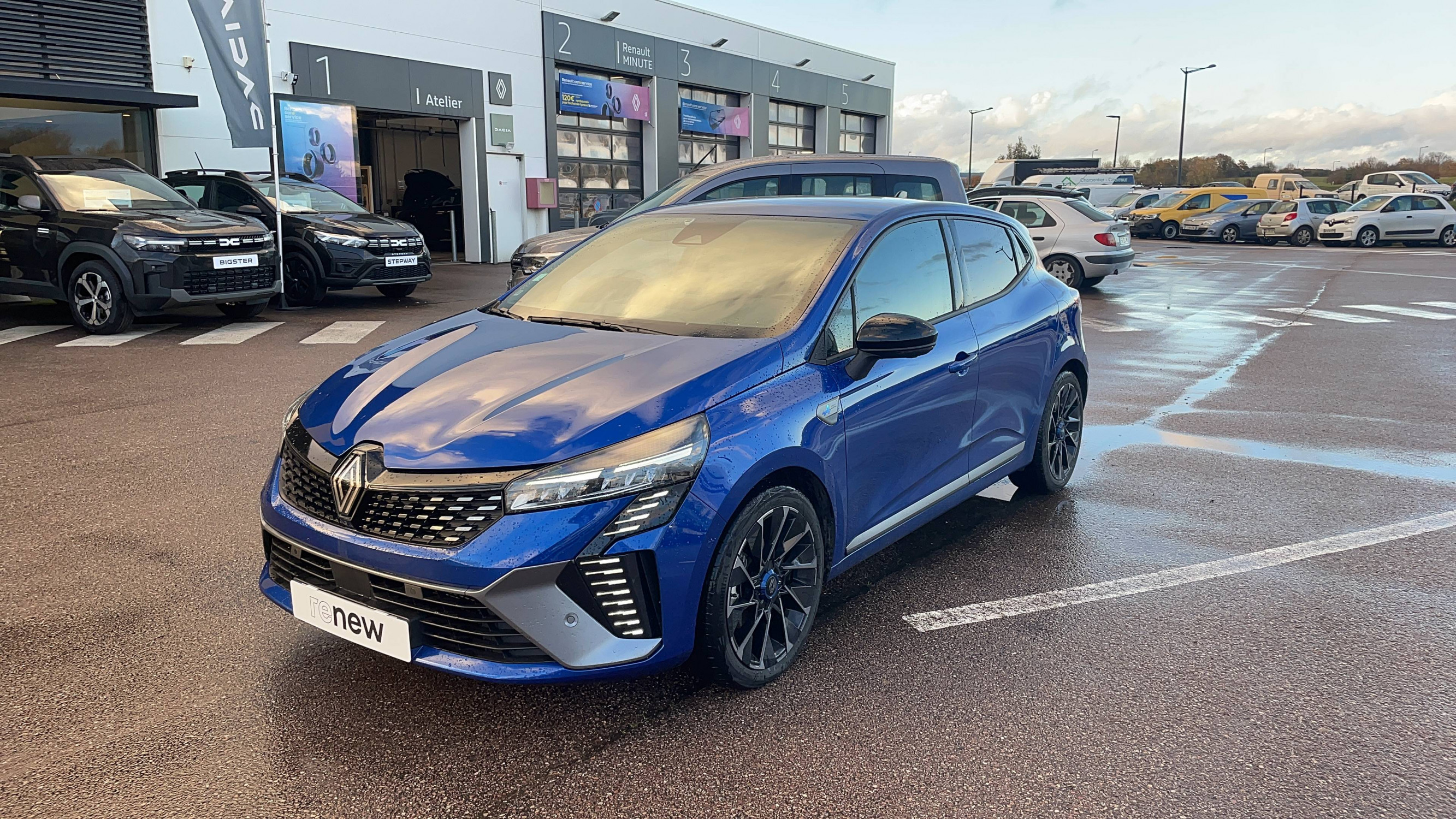 Renault Clio 5 Clio E-Tech full hybrid 145 occasion de 2023 en vente à Alençon