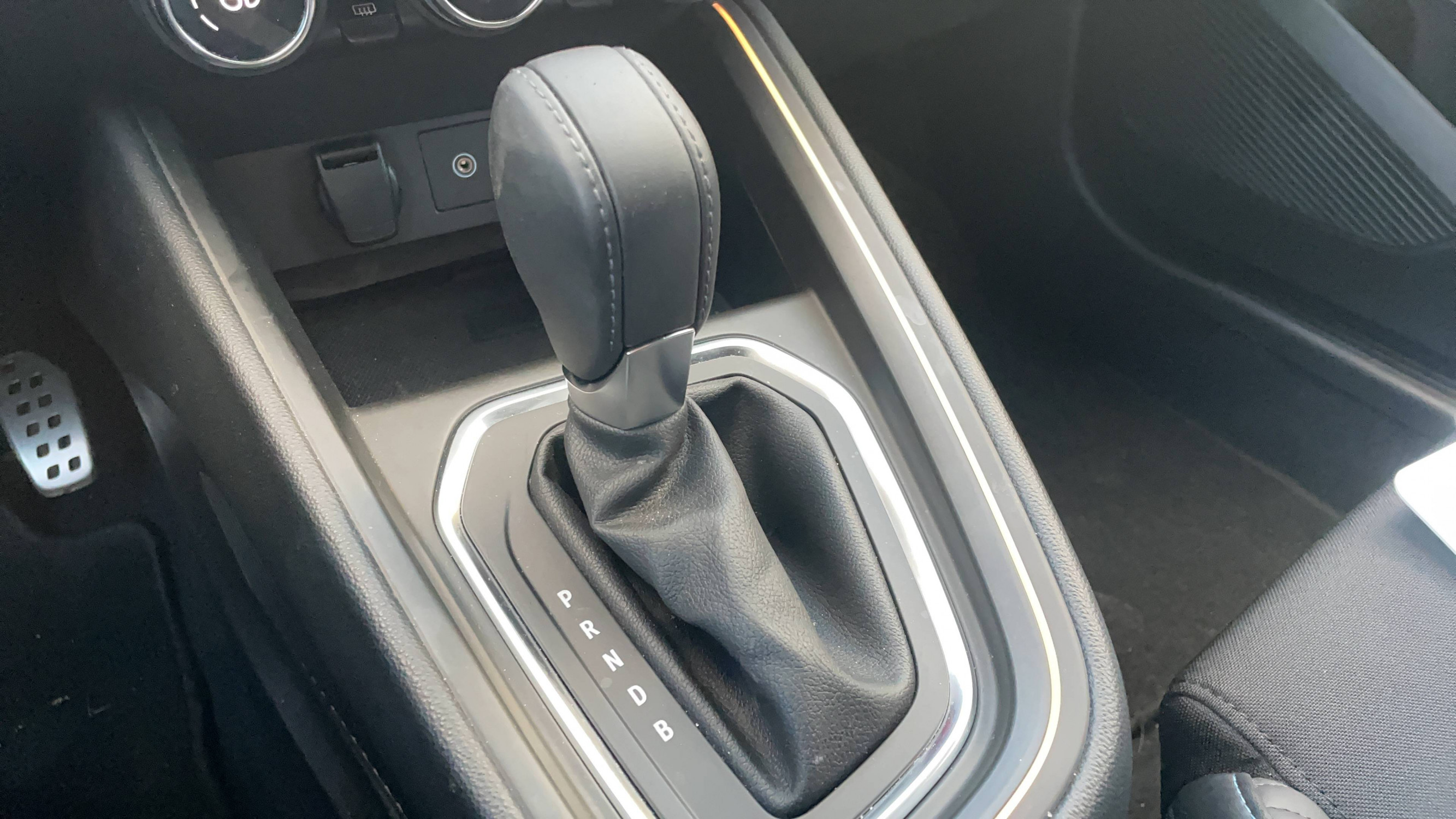 Vente en ligne Renault Clio 5 Clio E-Tech full hybrid 145 au prix de 21 991 €