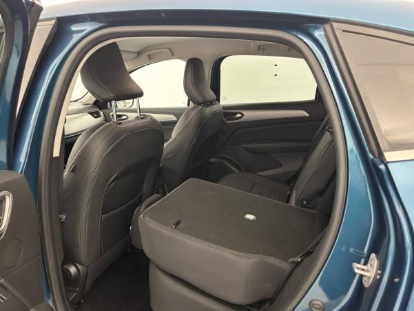 Vente en ligne Renault Arkana  E-Tech 145 - 21B au prix de 21 997 €