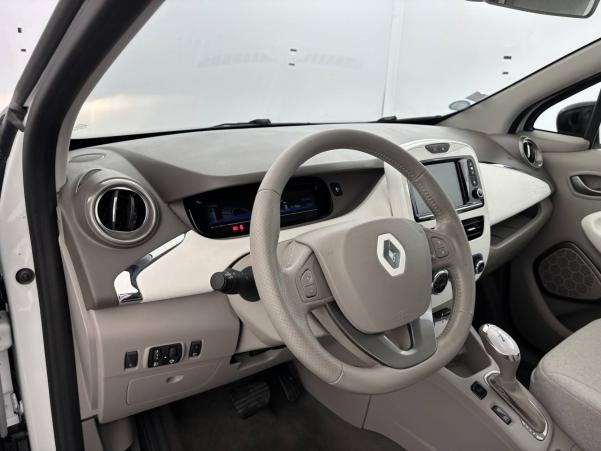 Vente en ligne Renault Zoé  Q90 au prix de 7 999 €