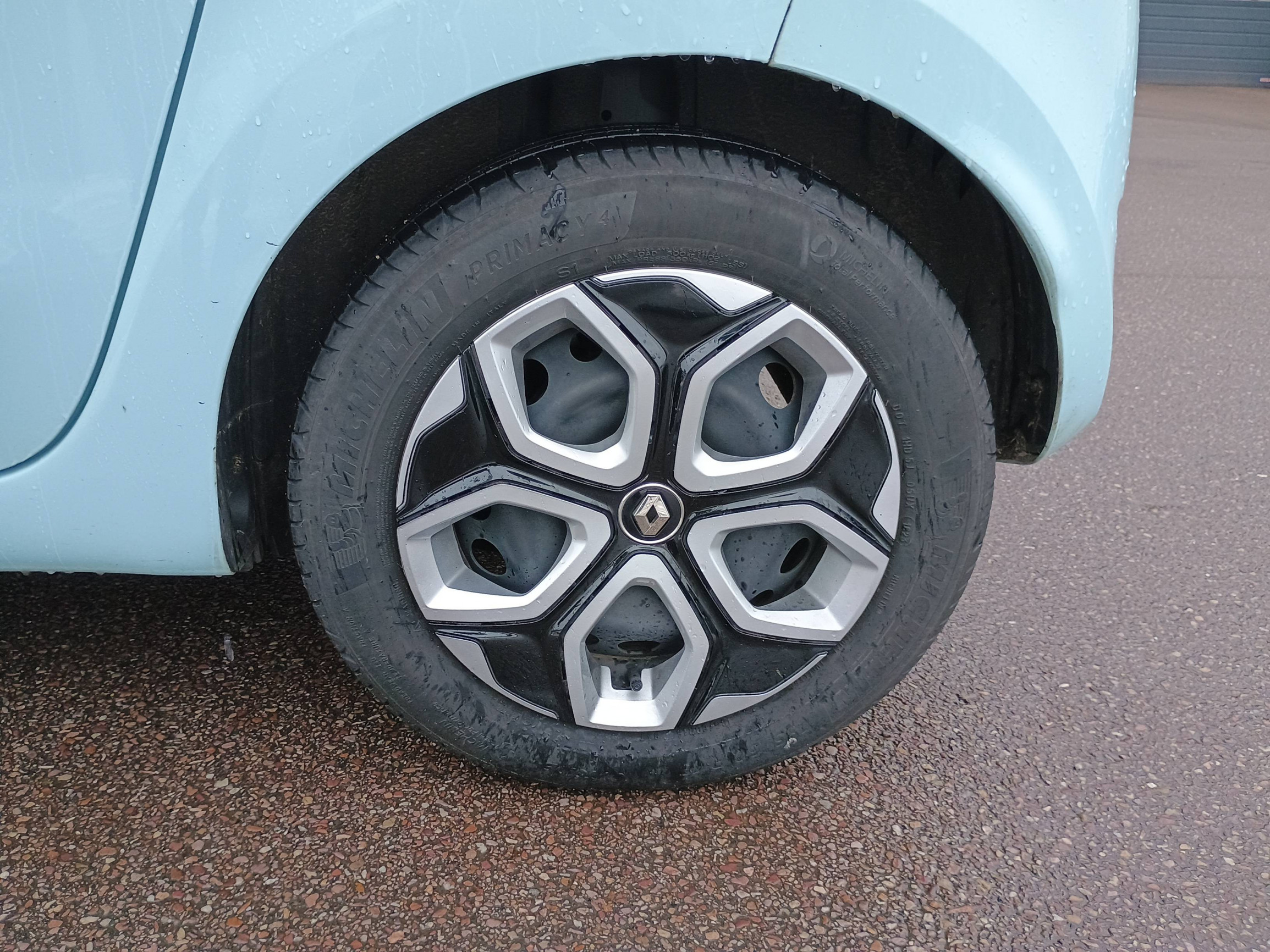 Vente en ligne Renault Twingo 3  SCe 65 au prix de 12 991 €