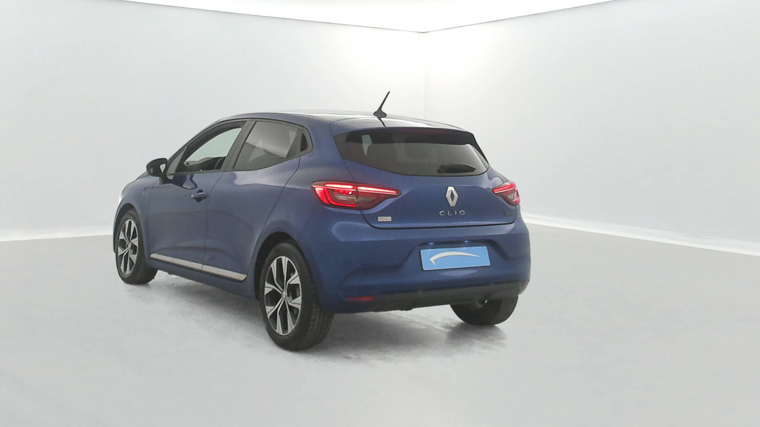 Vente en ligne Renault Clio 5 Clio E-Tech full hybrid 145 au prix de 16 991 €
