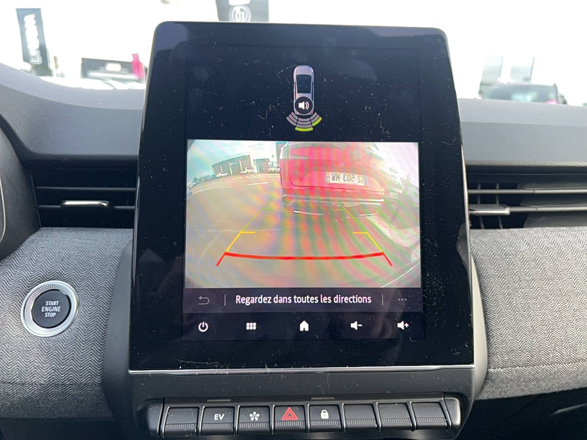 Vente en ligne Renault Clio 5 Clio E-Tech full hybrid 145 au prix de 20 291 €