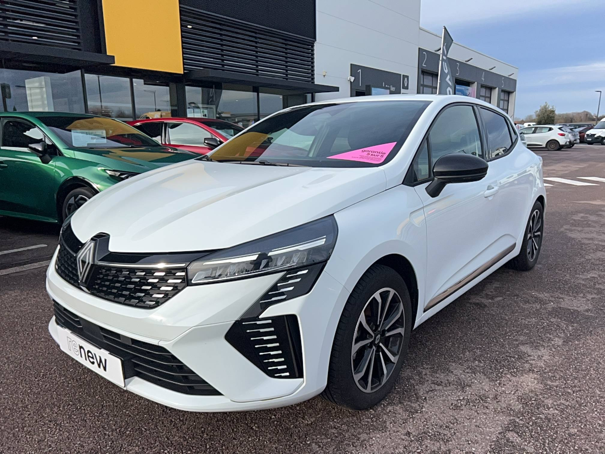 Renault Clio 5 Clio E-Tech full hybrid 145 ch GSR2 occasion de 2024 en vente à Alençon