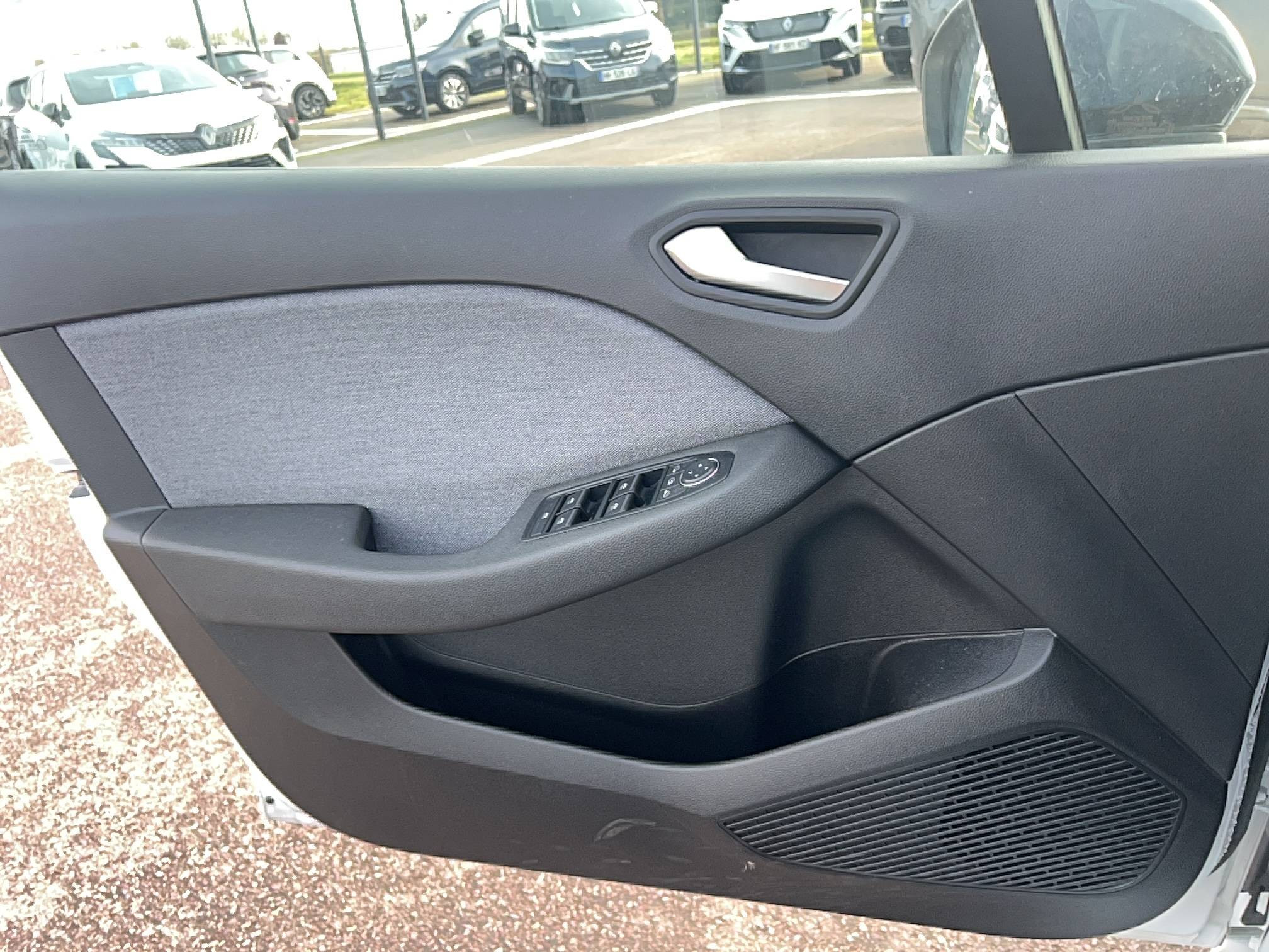 Vente en ligne Renault Clio 5 Clio E-Tech full hybrid 145 ch GSR2 au prix de 20 491 €