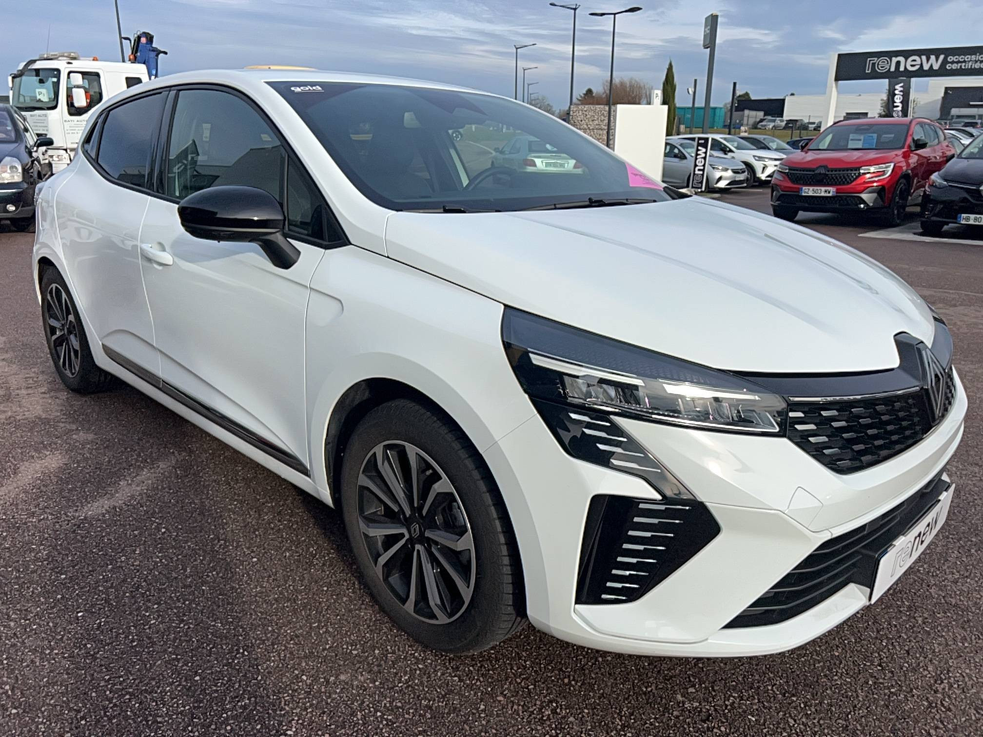 Vente en ligne Renault Clio 5 Clio E-Tech full hybrid 145 ch GSR2 au prix de 20 491 €