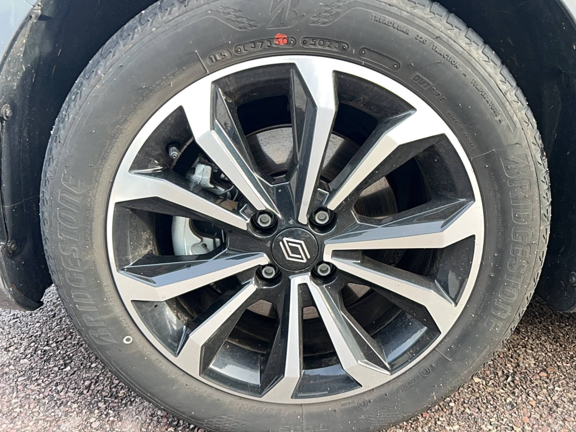 Vente en ligne Renault Clio 5 Clio E-Tech full hybrid 145 au prix de 20 291 €