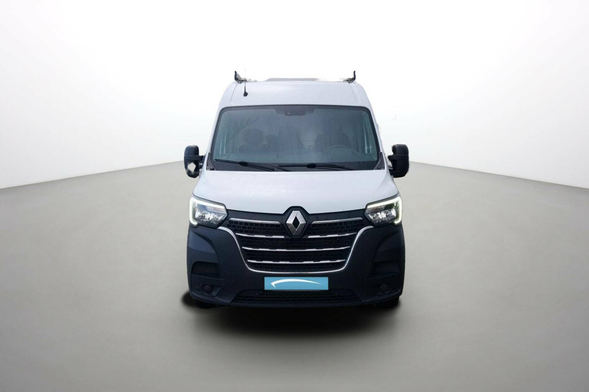 Vente en ligne Renault Master Fourgon MASTER FGN TRAC F3500 L2H2 BLUE DCI 150 au prix de 24 991 €