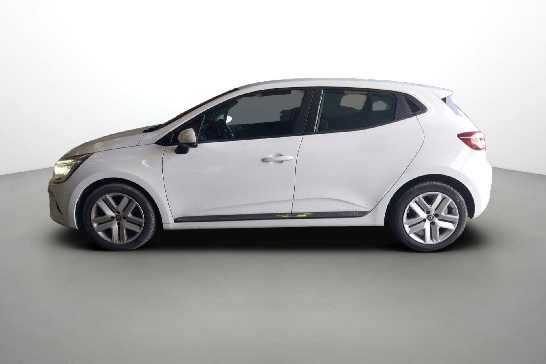 Vente en ligne Renault Clio 5 Clio Blue dCi 100 - 21N au prix de 10 991 €